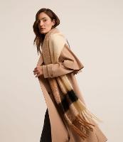 Cachecol em Fleece Pesado com Estampa Bloco de Cores e Franjas - 2