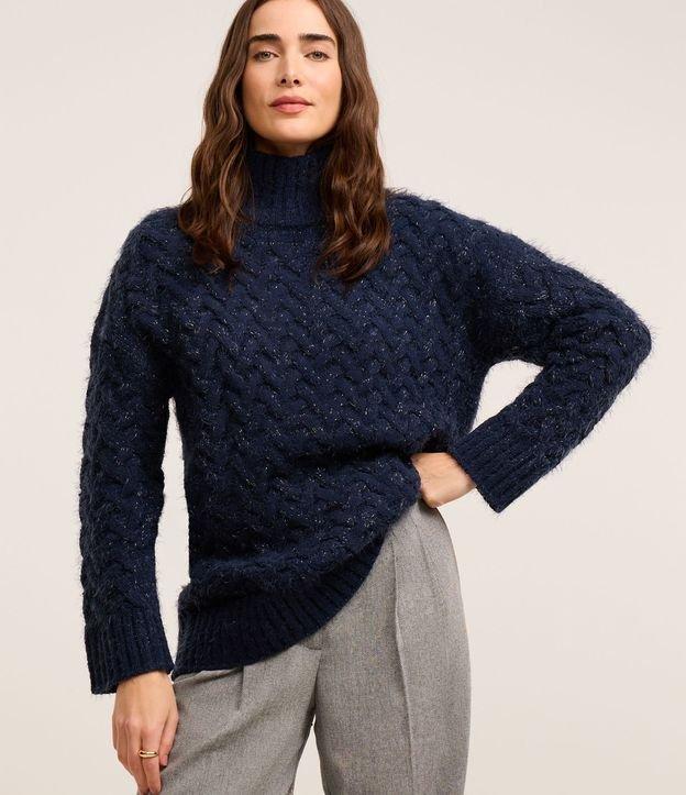 Suéter em Tricô Peluciado com Ponto Trançado - 2