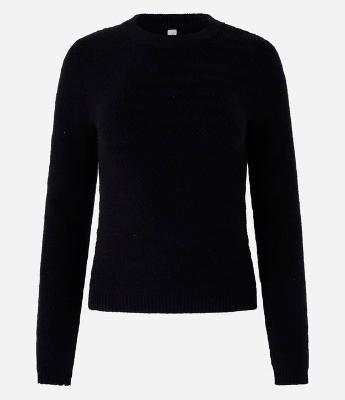 Blusa em Tricô Leve com Gola Redonda e Textura