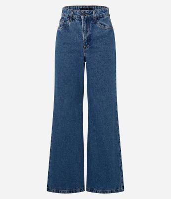 Calça Flare em Jeans com Cintura Alta
