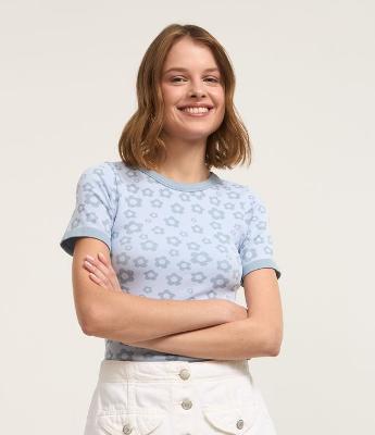 Blusa em Jacquard Seamless com Florzinhas