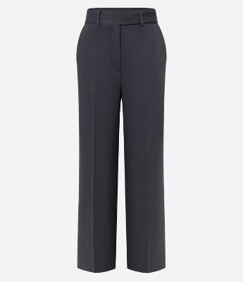 Calça Alfaiatada com Bolsos e Frisos