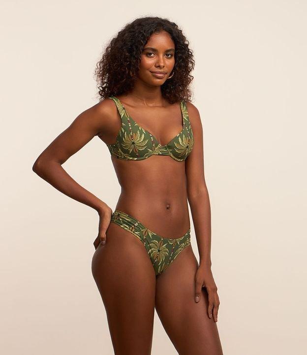 Biquíni Calcinha com Lateral Drapeada e Estampa de Coqueiros - 1