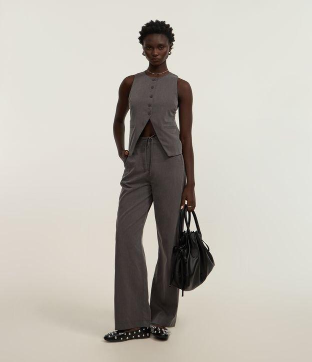 Calça Reta Alfaiatada com Amarração no Cós e Bolsos - 1