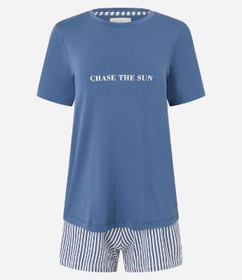 Pijama Short Doll com Estampa Lettering Chase The Sun