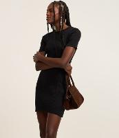 Vestido Curto em Tricô com Manga Curta - 1