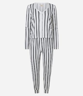 Pijama Longo em Peach Touch com Estampa Listrada e Botões