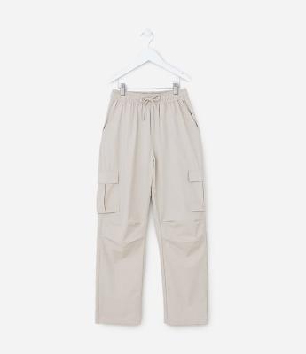 Calça Infantil em Microfibra com Bolsos Cargo - Tam 5 a 14 Anos