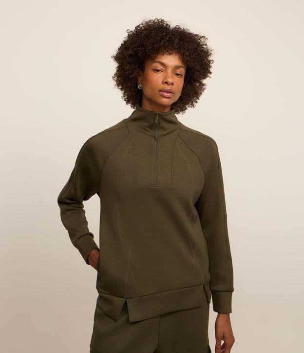 Casaco Esportivo em Microfibra Pesada Liso com Gola Alta e Recortes - 2