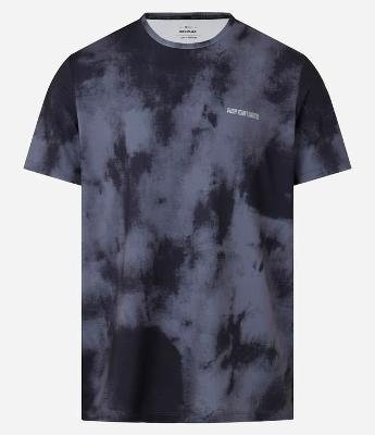 Camiseta Esportiva em Tecnologia Dry com Estampa Manchada