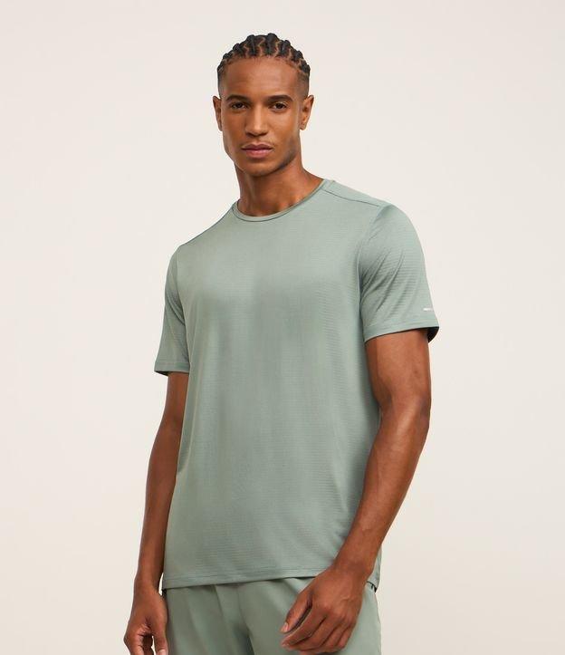 Camiseta Esportiva em Tecnologia Dry com Textura e Linha Contrasnte - 2