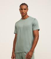 Camiseta Esportiva em Tecnologia Dry com Textura e Linha Contrasnte - 2