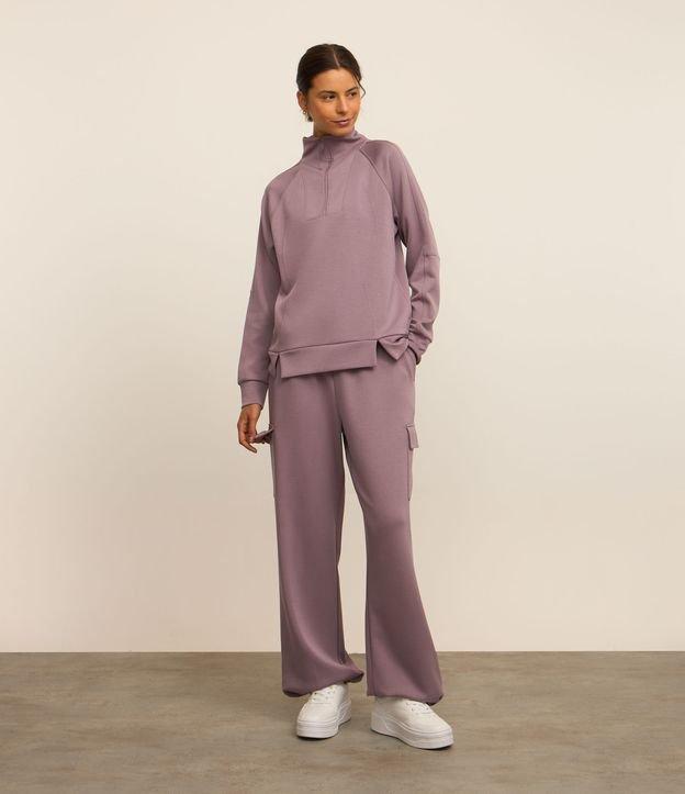 Calça Esportiva em Microfibra Pesada com Bolso Cargo e Ajuste na Barra - 2