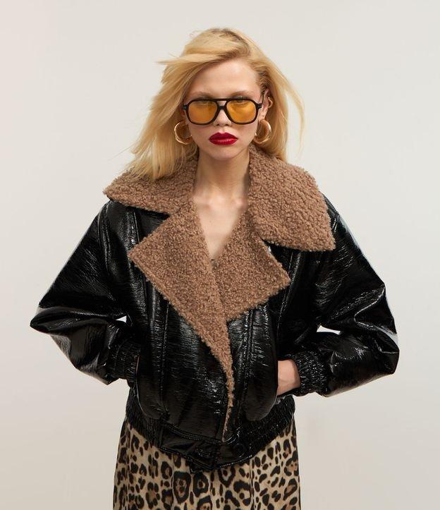 Jaqueta Biker em PU com Efeito Envernizado e Pelinhos - 1