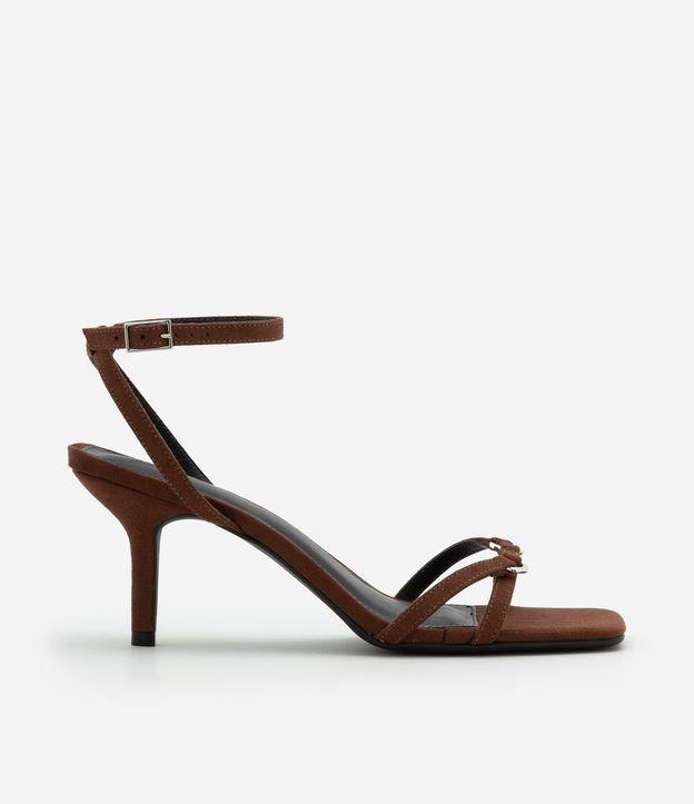 Sandália com Tiras Finas e Detalhes de Argolinhas - 1