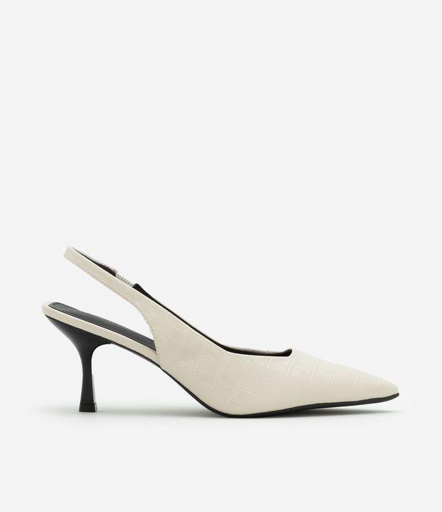Sapato Scarpin Slingback com Bico e Salto Finos - 1