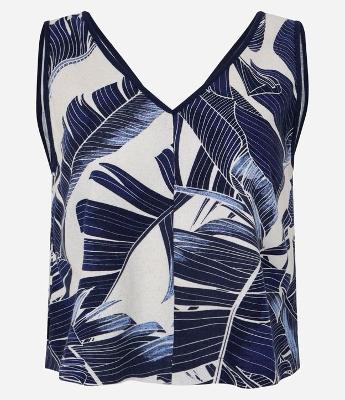 Blusa em Viscolinho com Decote V e Estampa Folhagem