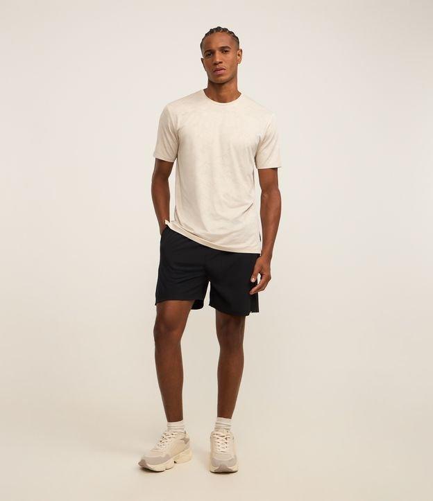 Bermuda Esportiva com Laser Cut e Print Lateral - 2