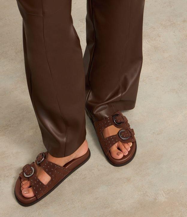 Rasteira com Tiras Largas e Fivelas - 2