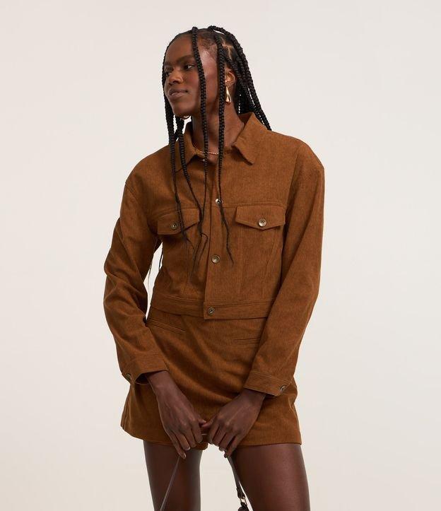 Jaqueta Curta em Veludo Cotele com Botões Frontais - 2