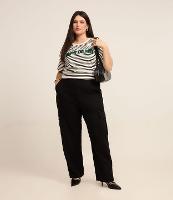 Calça em Crepe com Bolso Cargo Curve & Plus Size - 2