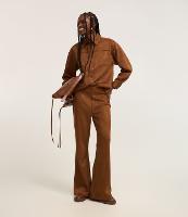 Calça Flare em Fake Suede com Pesponto Frontal - 1