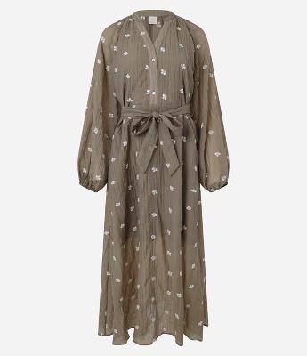Vestido Evasê Longo em Liocel Texturizado com Bordado Floral