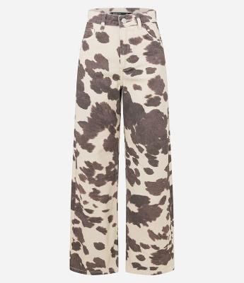 Calça Wide Leg em Sarja com Estampa de Vaquinha