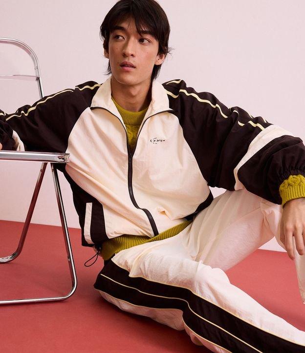 Jaqueta Esportiva em Poliamida com Bloco de Cores - 1