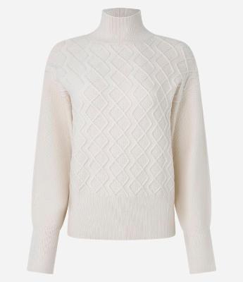 Suéter em Tricot com Gola Alta e Bordado de Losangos