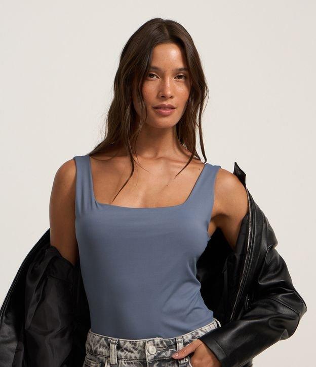 Body em Poliamida com Decote Redondo e Alça Média - 2