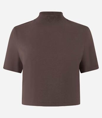 Blusa T-Shirt Cropped em Algodão com Gola Altinha