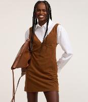 Vestido Curto em Veludo Cotele com Decote V - 2