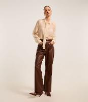 Calça Reta Cintura Alta em PU com Cós Alfaiatado - 2