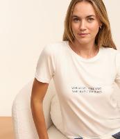 Pijama Short Doll em Viscose com Estampa Visualize e Short Listrado - 2