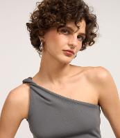 Blusa em Ribana com Um Ombro só e Torcidinho no Ombro - 1