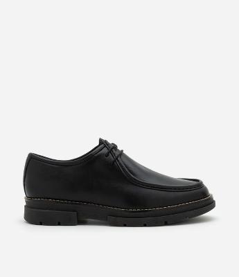 Sapato Casual em Material Sintético