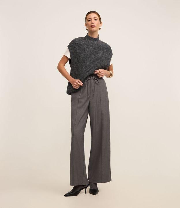 Calça Reta em Alfaiataria com Cós Elástico e Amarração - 1