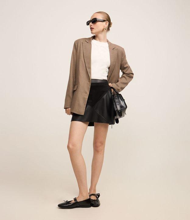 Saia Reta Curta em PU com Bloco Geométrico de Suede - 1