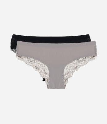 Kit 02 Calcinhas Biquíni com Renda no Bumbum