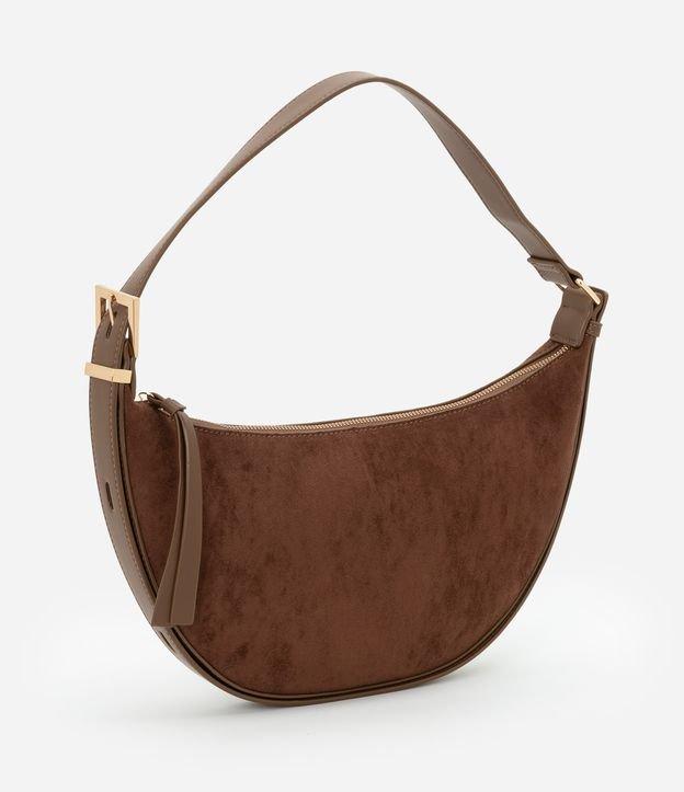 Bolsa Média com Alça Regulável Transversal e Fechamento em Zíper - 1