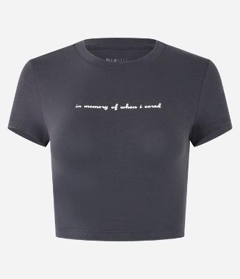 Blusa Baby Tee Cropped em Cotton com Lettering