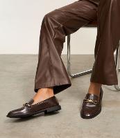 Sapato Mocassim em PU com Detalhe Metálico - 2