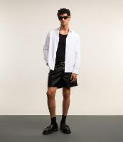 Bermuda Curta em Material Sintético - 2