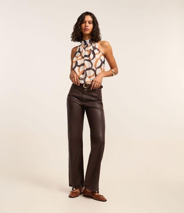 Calça Reta em Jeans Resinado com Cintura Alta - 2