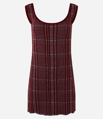 Vestido Curto em Tricô Xadrez com Alça Larga
