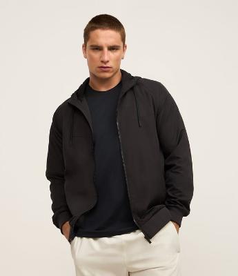 Jaqueta Esportiva Básica com Capuz