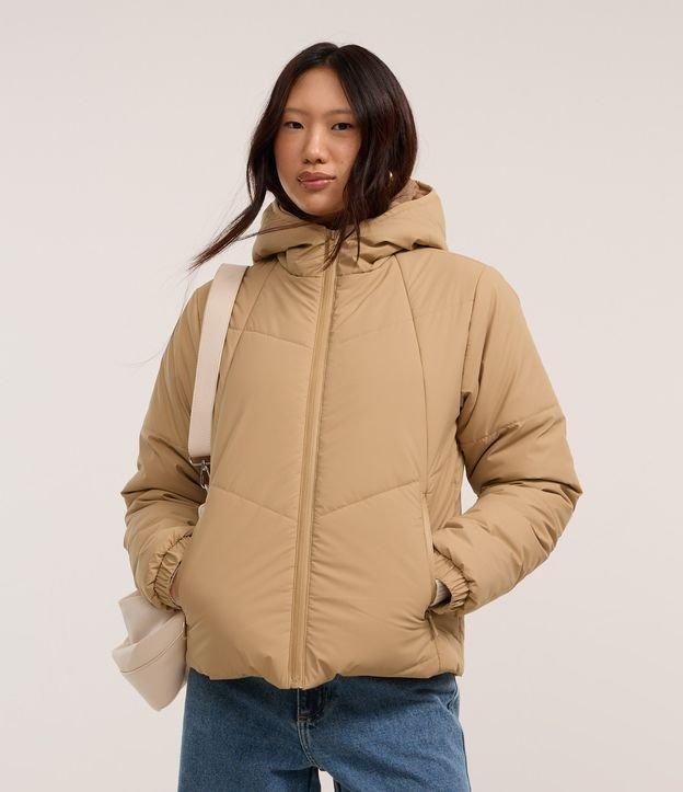 Jaqueta Ultra Leve com Capuz e Bolso de Zíper - 2