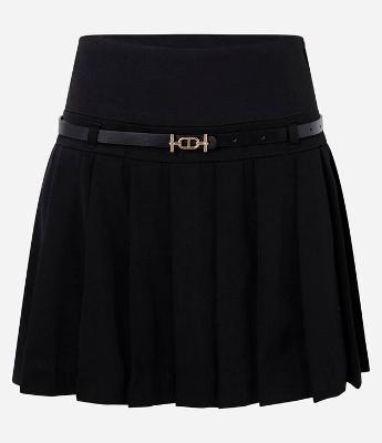 Saia Curta Alfaiatada com Cinto PU e Efeito Plissado