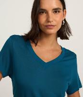 Blusa Básica em Viscose com Gola V em Ribana - 2